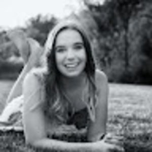 Meet your Posher, Karina